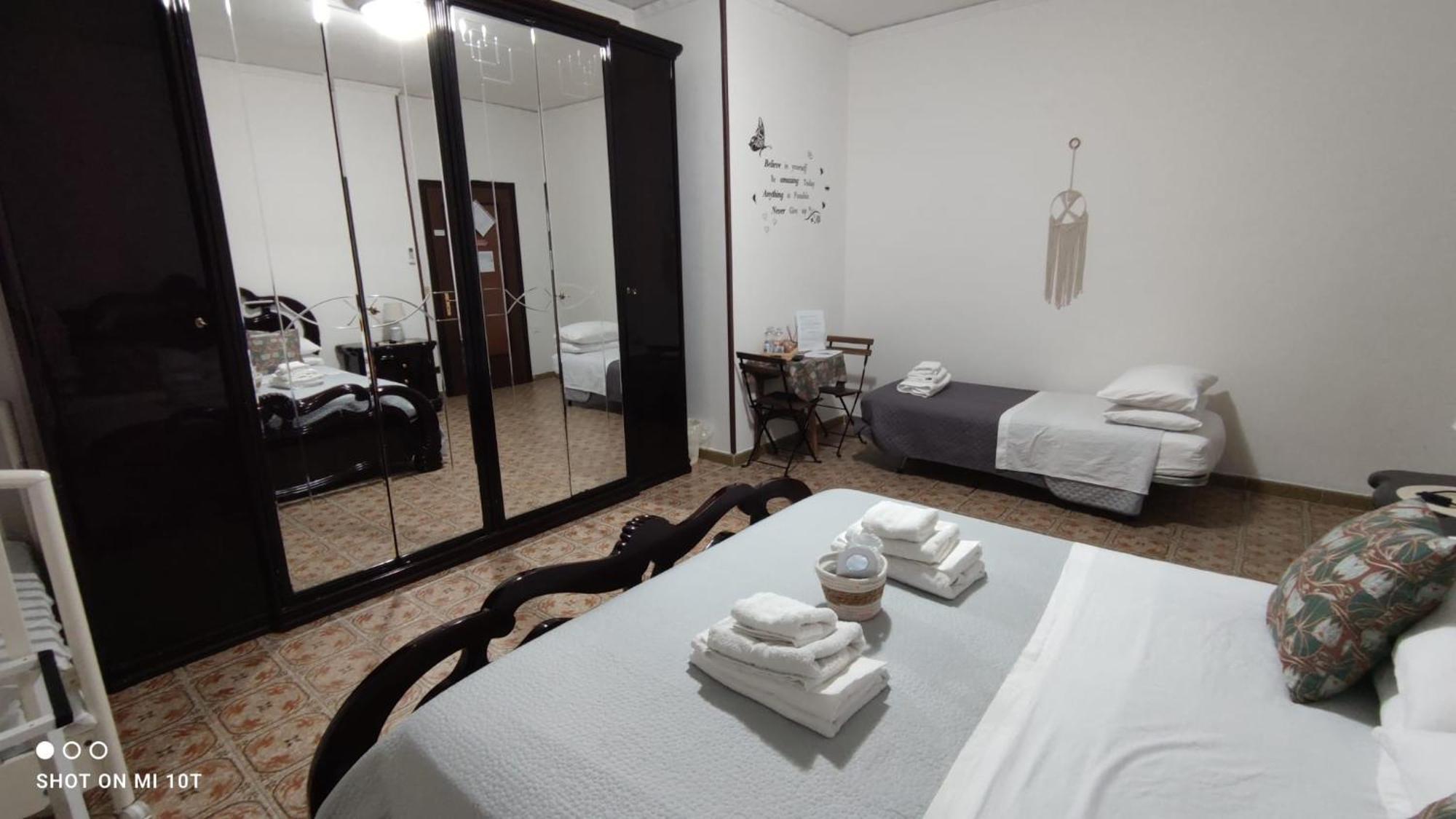 B&B Le Corti Caserta Eksteriør bilde