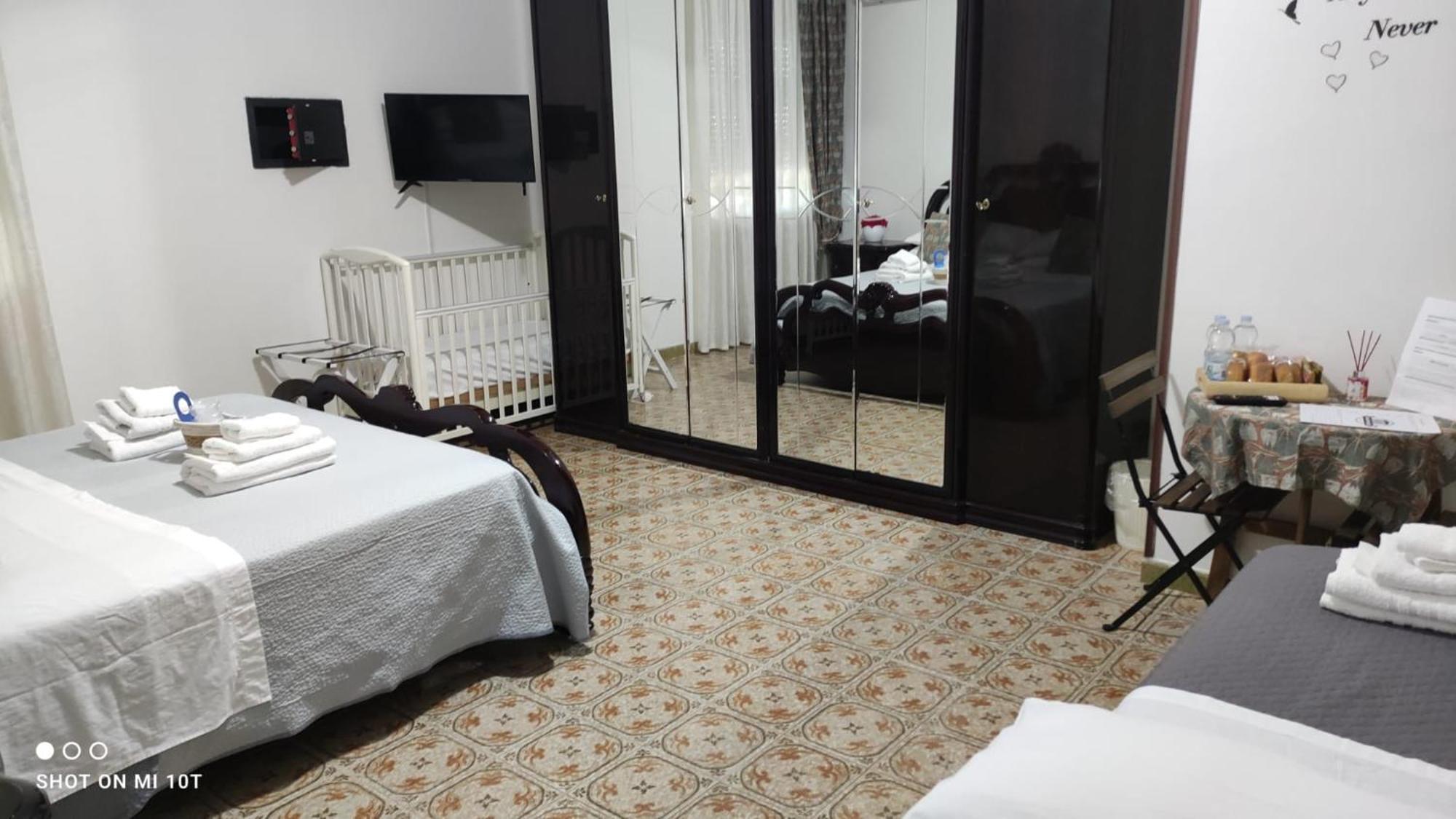 B&B Le Corti Caserta Eksteriør bilde